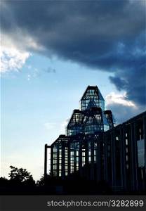 Moshe Safdie designed Ottawa&acute;s National Gallery of Canada.