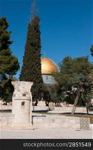 Mosque archaeology and pray on jerusalem temple mount