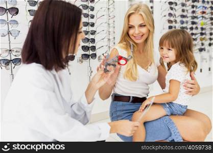 mother daughter eye examination