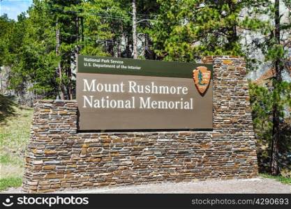 Mount Rushmore monument sign in South Dakota in the morning