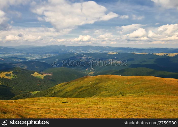Mountain valley landscape. Karpaty, Ukraine