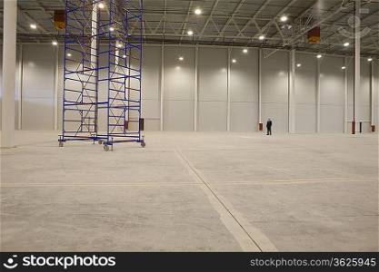 Movable stacking frame in empty warehouse