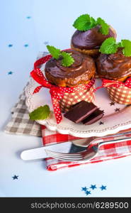 Muffin cakes with chocolate