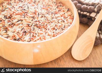 Multi whole grain of organic jasmine rice