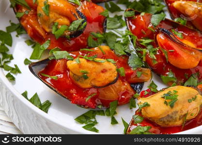 mussels with marinara sauce tapas pinchos from Spain food recipes