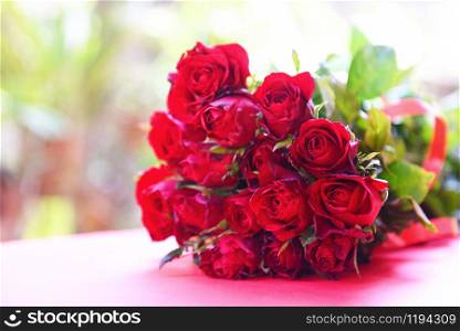 Natural fresh red roses flower bouquet nature background / Close up rose flowers romantic love valentine day concept , Multicolored flowers Bloom