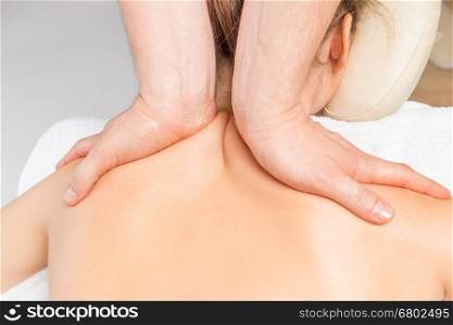 neck and shoulder massage girls in the salon