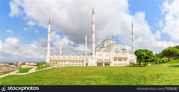 New Big Camlica Mosque of Istanbul, Turkey.