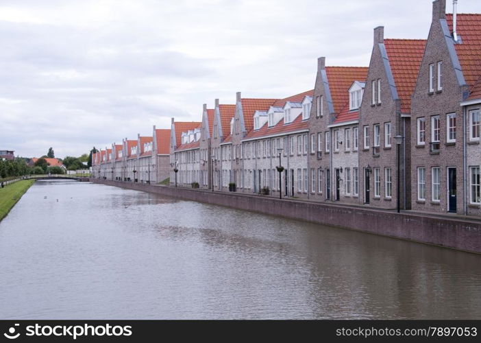 new houses near the water in holland in Middelharnis