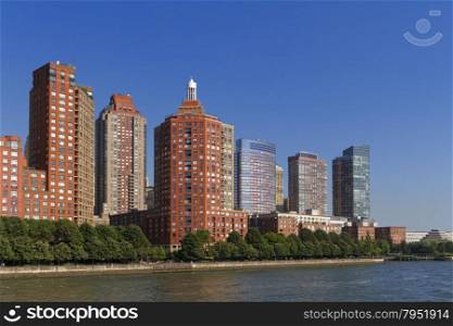 New York City skyline and street views.