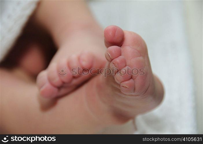 Newborn babies feet