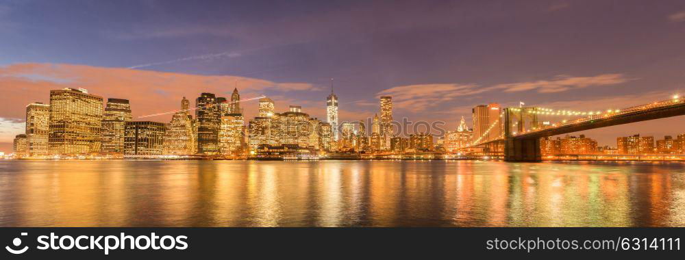 Night view of Manhattan and Brooklyn bridge