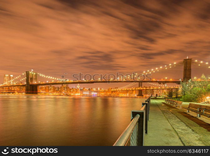 Night view of Manhattan and Brooklyn bridge