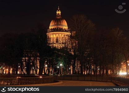 Night view of St. Isaac&rsquo;s Cathedral in St. Petersburg, Russia.&#xA;