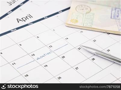 note date of vacation planning on calendar