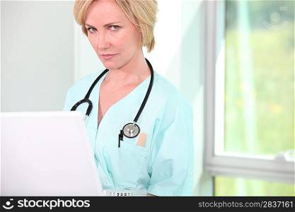 Nurse on laptop