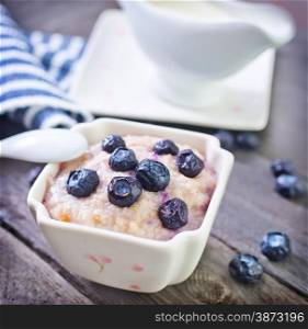 oat flakes with blueberry