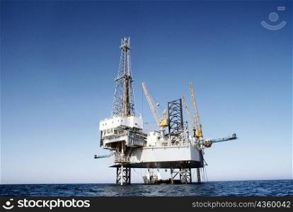 Offshore oil drilling rig