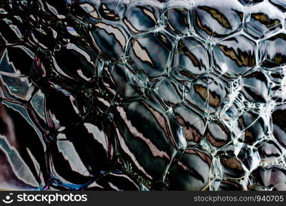 Oil bubbles inside water base form patterns