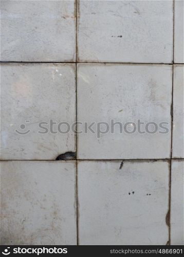 Old ceramic tile in usesd look &#xA;