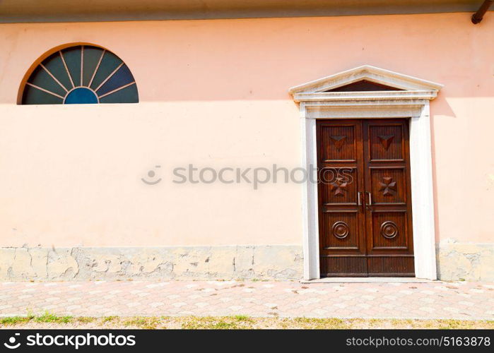 old door in italy land europe architecture and wood the historical gate