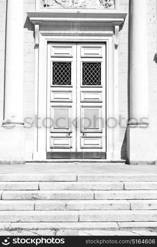 old door in italy land europe architecture and wood the historical gate