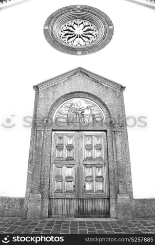 old door in italy land europe architecture and wood the historical gate