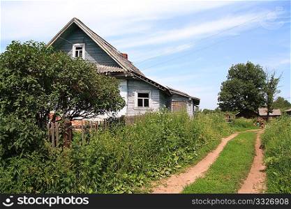 old farmhouse near roads