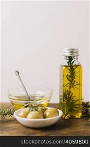 olives with rosemary oil