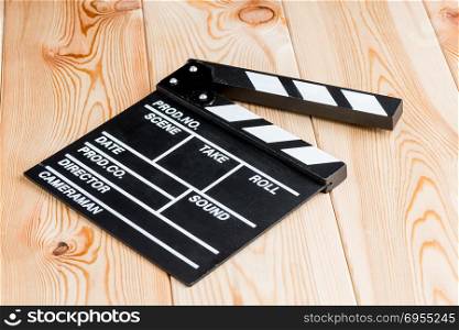 open video clapper without inscriptions on the wooden boards