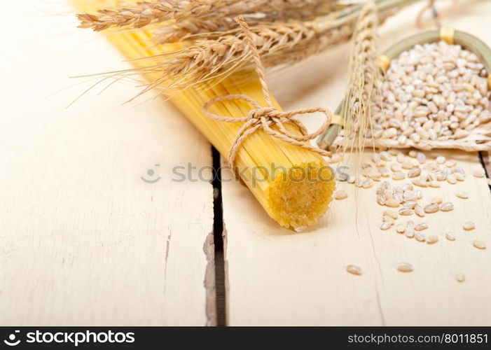 organic Raw italian pasta and durum wheat grains crop