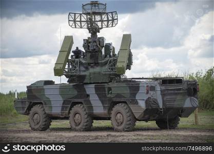 ?Osa? is a Soviet automated troop anti-aircraft missile system.