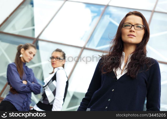 outdoor business girlfriends stay together