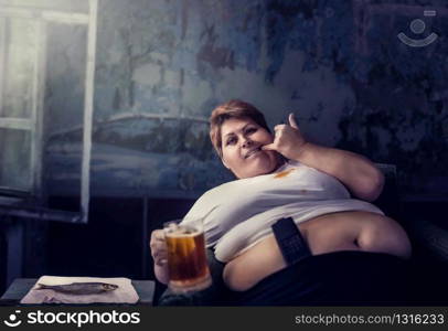 Overweight woman with glass of beer in hand, obesity. Unhealthy lifestyle, fatty female. Overweight woman with glass of beer, obesity