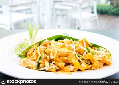pad thai, thai&rsquo;s style fried noodle