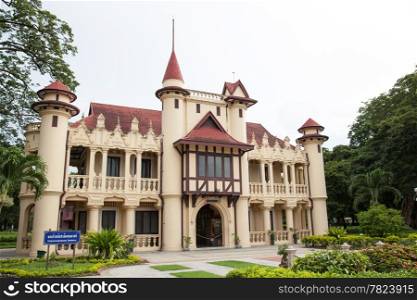 Palace in Nakhon Pathom province. The building is unique.
