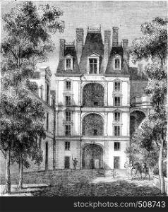 Palace of Fontainebleau, vintage engraved illustration. Magasin Pittoresque 1843.