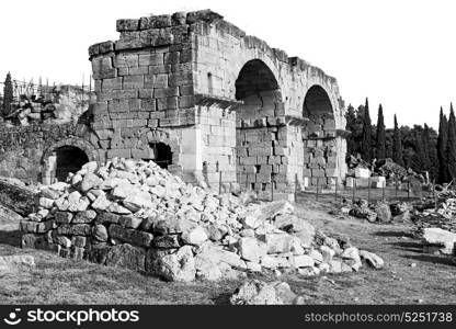 pamukkale old construction in asia turkey the column and the roman temple