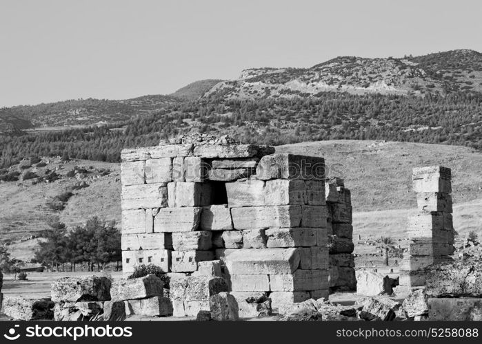 pamukkale old construction in asia turkey the column and the roman temple