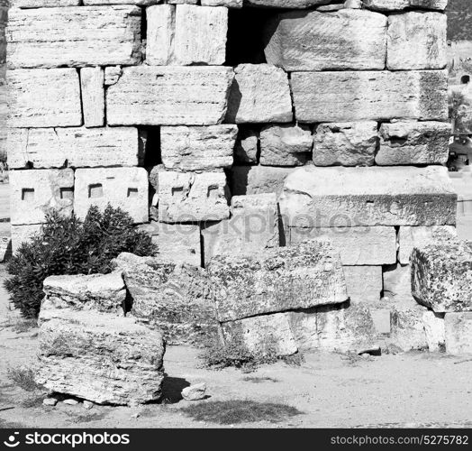 pamukkale old construction in asia turkey the column and the roman temple