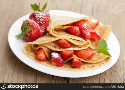 pancakes with strawberry