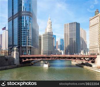 Panorama Chicago downtown and River with bridges
