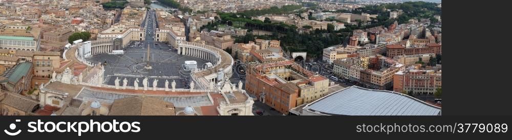 Panorama view of St Peter?s Square,Rome, Italy