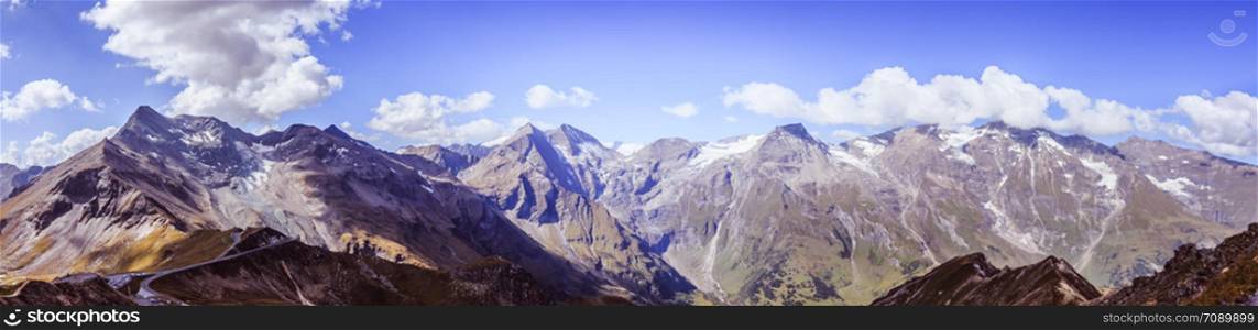 Panoramic picture of the Gro?glockner mountain range in Austria, Summer time