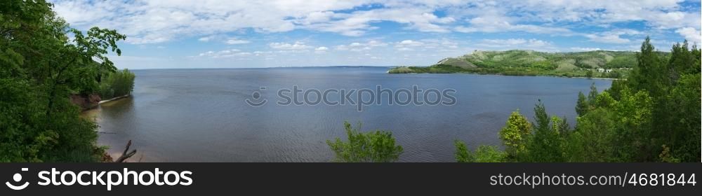 Panoramic view of the river in the countryside