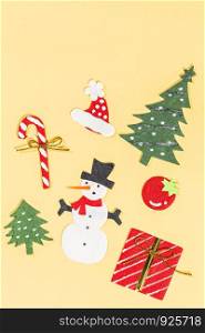 Paper craft for seasonal. On the yellow cream paper background.