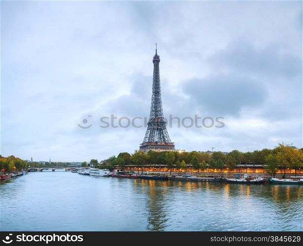Paris cityscape panorama with Eiffel tower in the morning