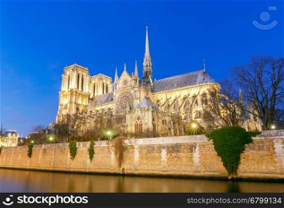 Paris. Notre Dame.. Notre Dame de Paris and the river Seine at sunset.
