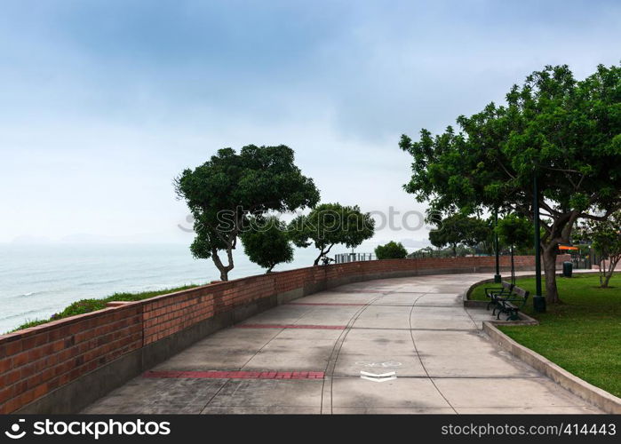 park on the shores of the Pacific Ocean