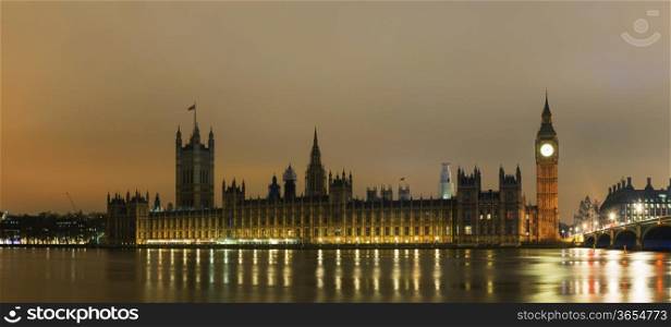 Parliament building with Big Ben panorama in London, UK in the night